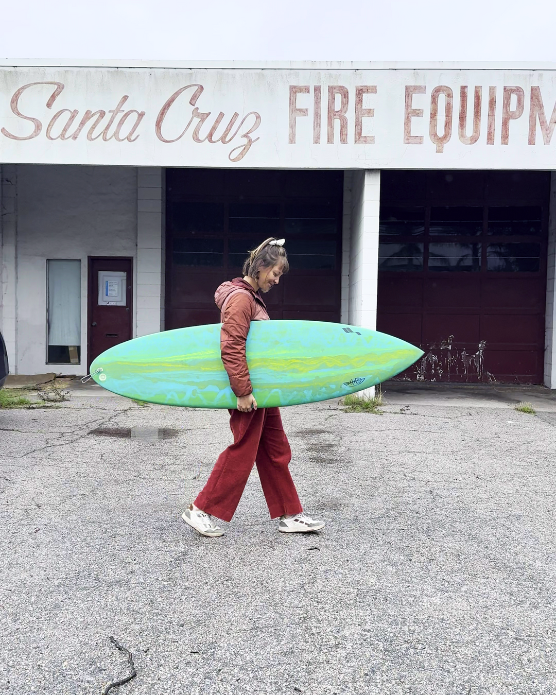 Gift a Custom Surfboard Experience